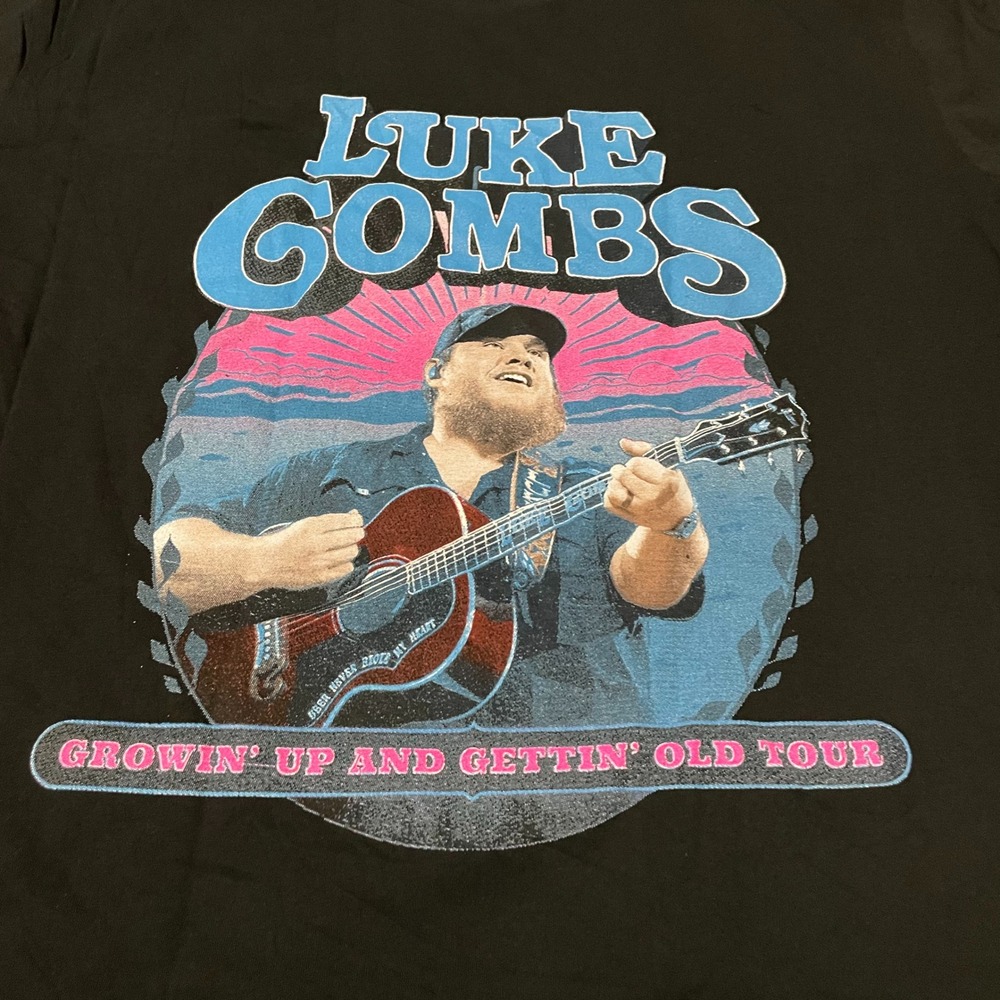 Luke Combs Growin' Up and Gettin' Old Tour 2024 Black T-Shirt Mens
